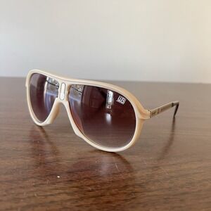 WB Vintage Aviator Sunglasses Cream Plastic Metal Arms Taiwan R.O.C